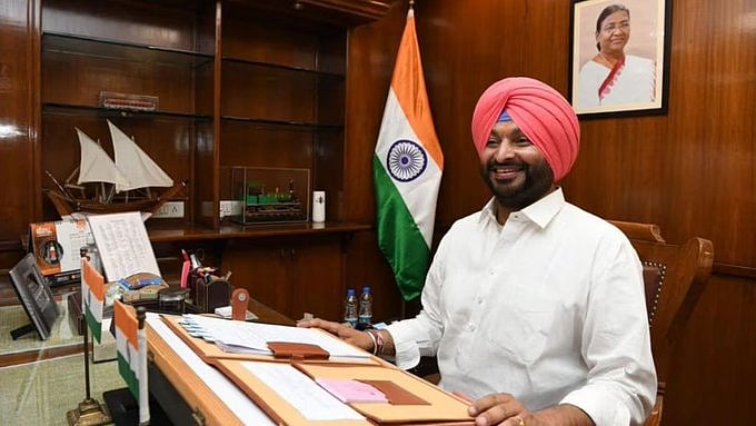 X/@Prabhusingh09 : Union Minister Bittu's Praise for Badal's Assailant As 'Gem Of The Community' Ignites Storm Of Controversy 